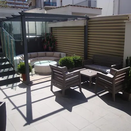 Jolie Bed & Breakfast 4*